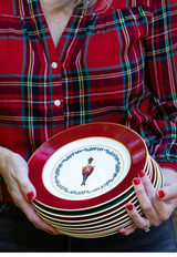 Find holiday dinnerware and decor for a season of magical celebrations.